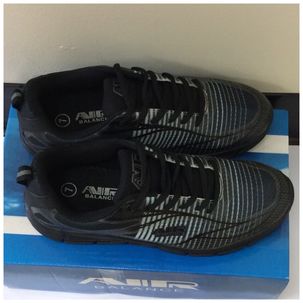 Air Balance Sneakers. Light weight - Picture 2 of 7